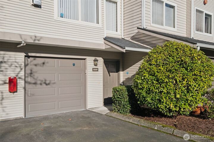 Property Photo: 4808 NE Sunset Blvd B105 WA 98059