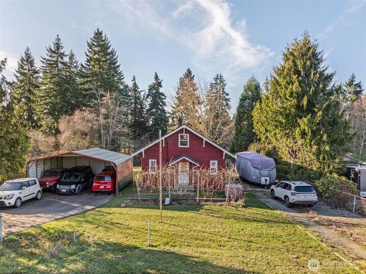 Property Photo: 6222 36th Avenue E WA 98443