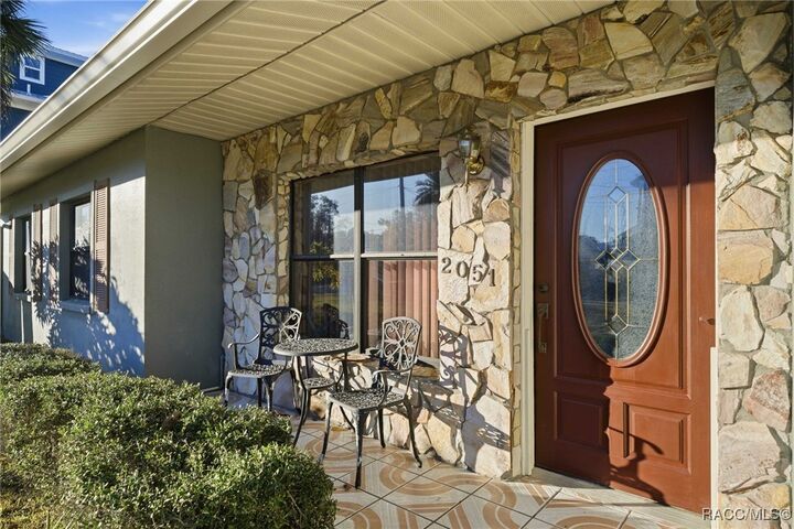 Property Photo: 2051 NW 17th Street FL 34428