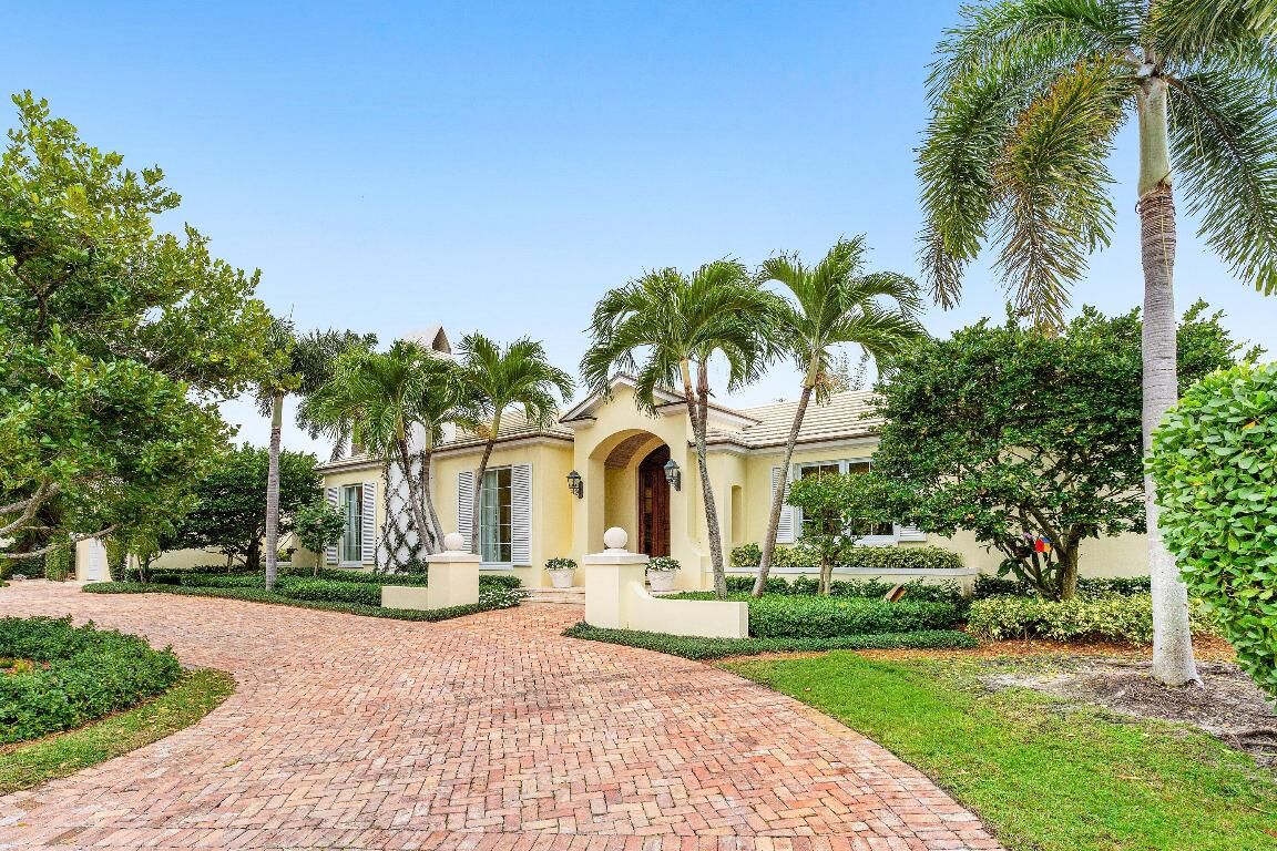 Property Photo:  450 Banyan Road  FL 33483 