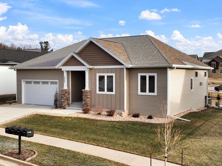 Property Photo:  2809 Hickory Ridge Road  WI 53719 