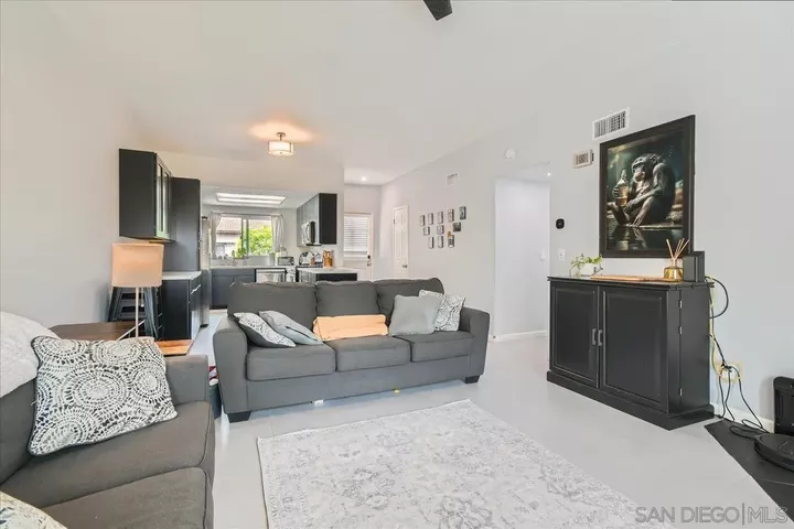 Property Photo: 9840 Shirley Gardens Dr 8 CA 92071