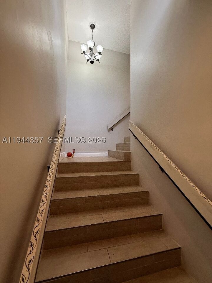 Property Photo:  8019 NW 15th Mnr 8019  FL 33322 
