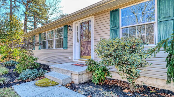 Property Photo:  1107 Ocean Heights Ave  NJ 08234 