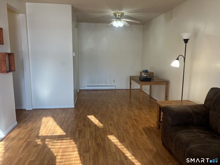 Property Photo:  285 Savin Avenue Apt A5  CT 06516 