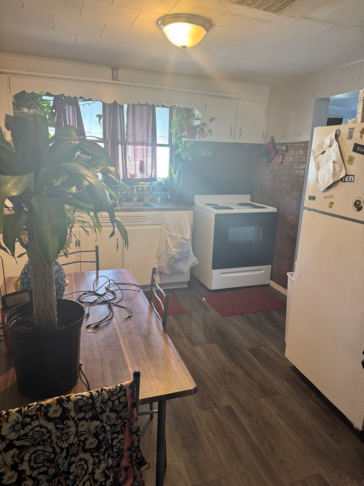 Property Photo:  415 Cherry St  OH 43160 