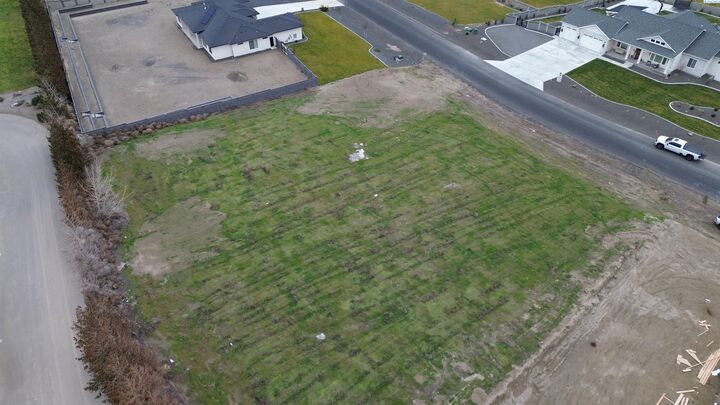 Property Photo:  104134 E Tatum Blvd  WA 99338 