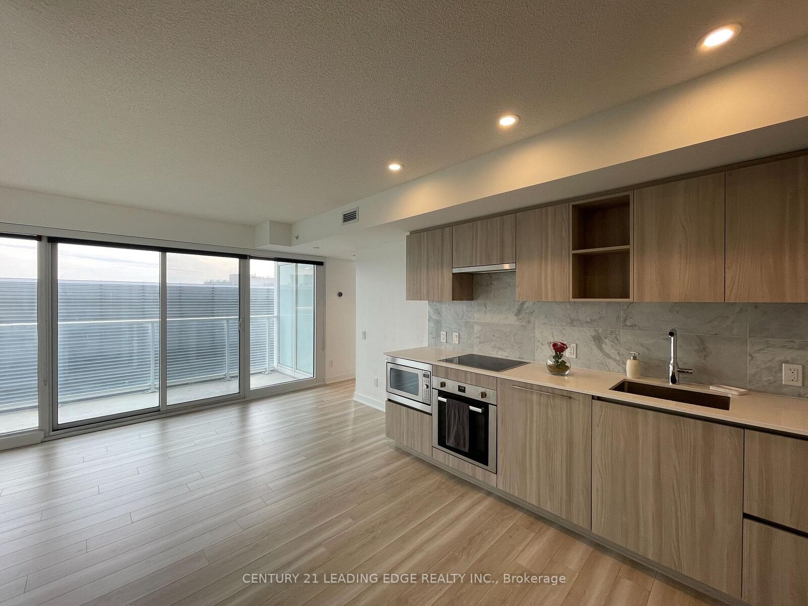 Property Photo:  17 Bathurst Street 1502  ON M5V 1A5 