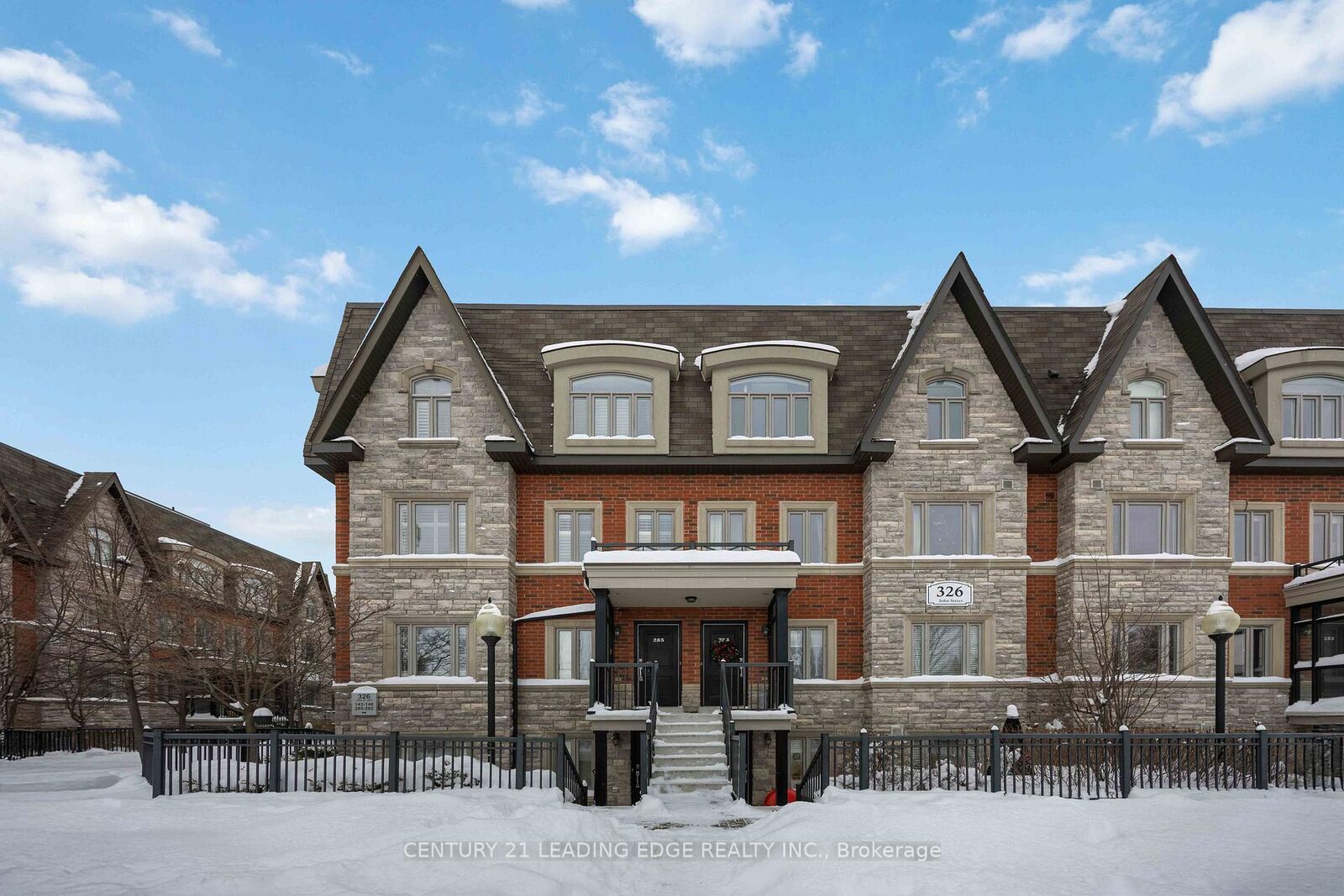 Property Photo:  326 John Street 285  ON L3T 0B1 