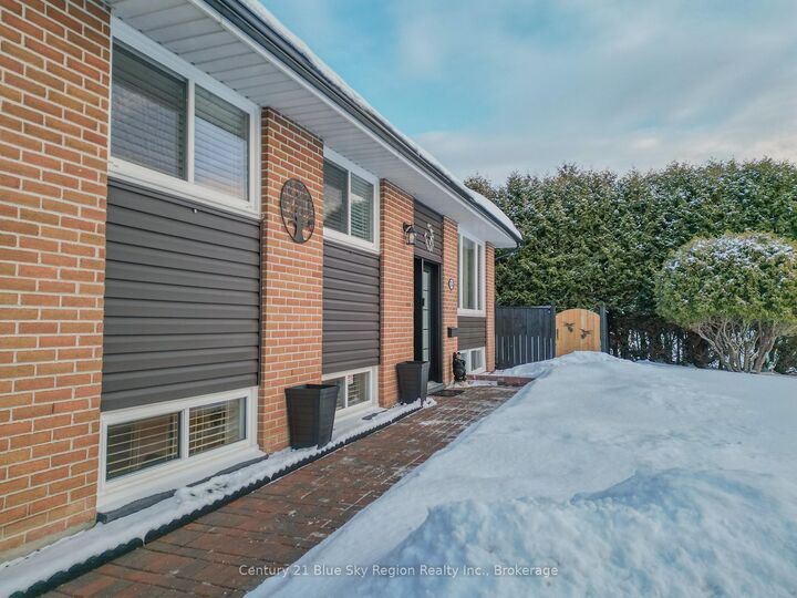 Photo de la propriété:  74 Joseph Street  ON P1A 1M2 