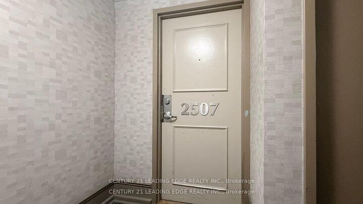 Photo de la propriété:  725 Don Mills Road 2507  ON M3C 1S8 