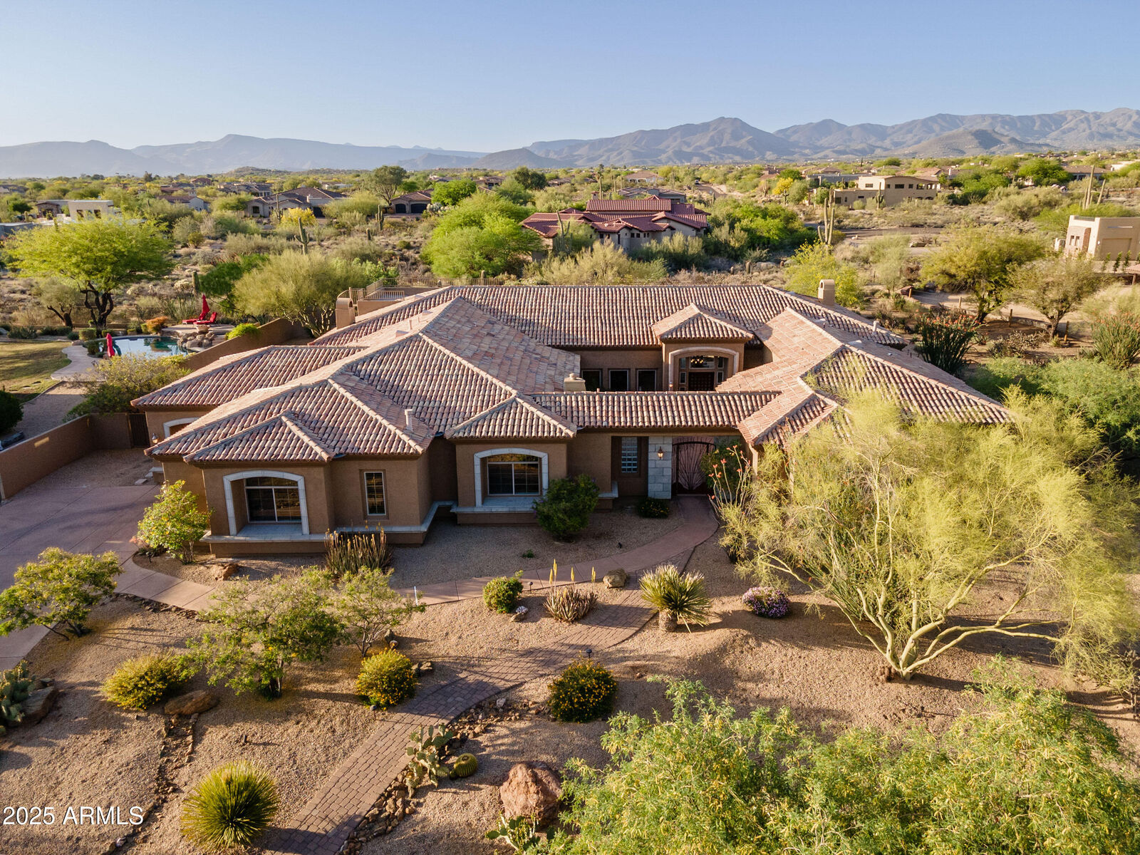 Property Photo: 8392 E Eagle Feather Road AZ 85266
