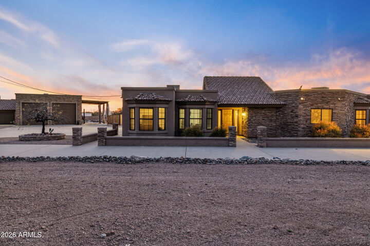 Property Photo: 2272 S Geronimo Road AZ 85119