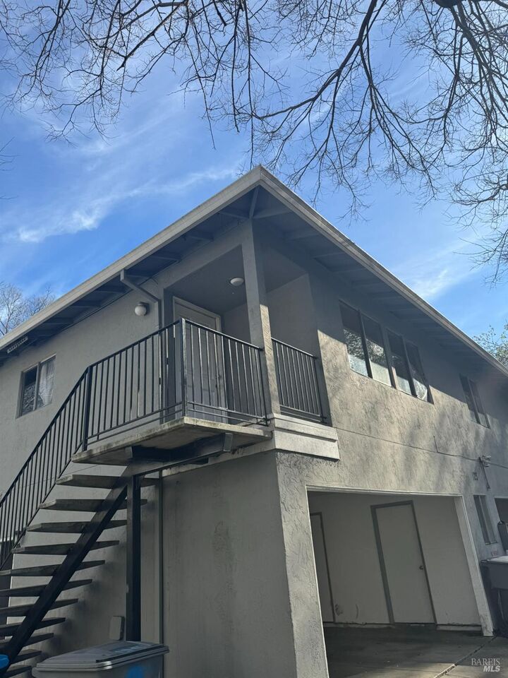 Property Photo: 125 Del Rio Court 4 CA 95687