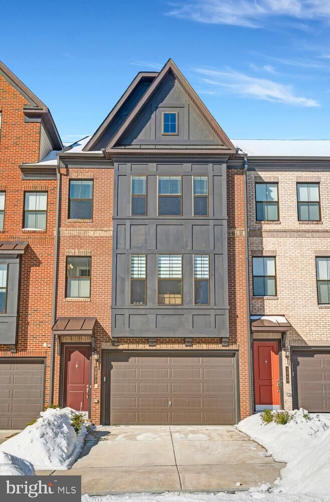 Property Photo: 3871 Rainier Drive VA 22033