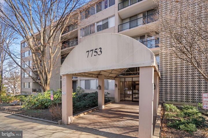 Property Photo: 7753 Patriot Drive 51 VA 22003