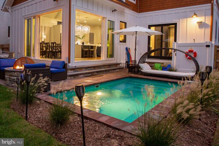 Property Photo: 70 Sussex Street DE 19971