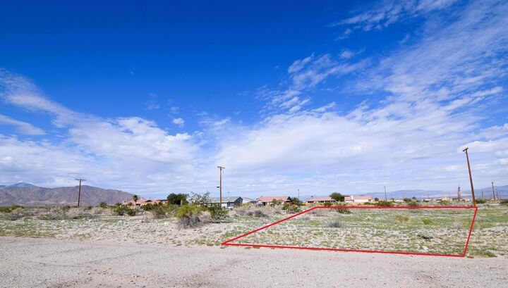 Property Photo:  1570 Arctic Avenue  CA 92274 