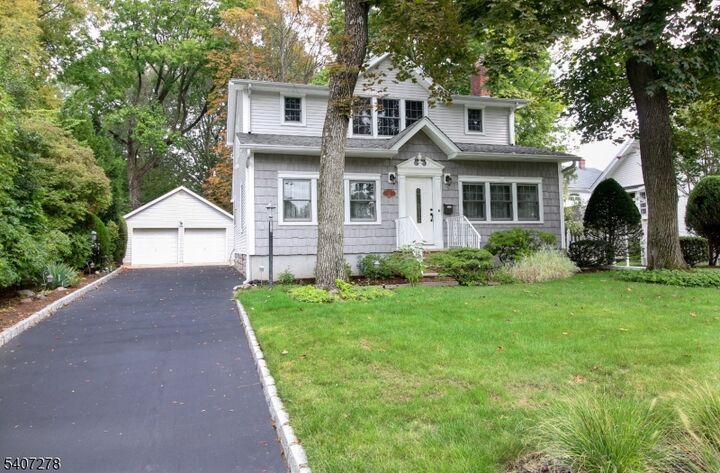 Property Photo: 314 Knickerbocker Rd NJ 07670