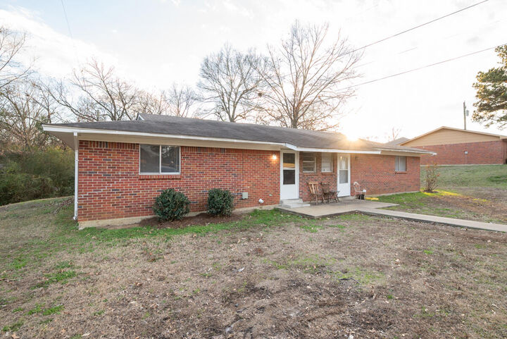 Property Photo:  329/331 Santa Anita Dr.  MS 39759 