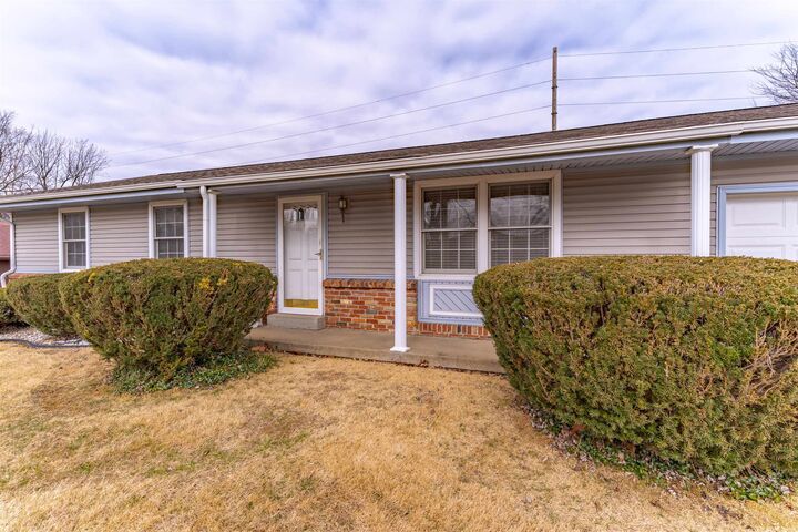 Property Photo:  929 Larkspur Court  KY 42420 