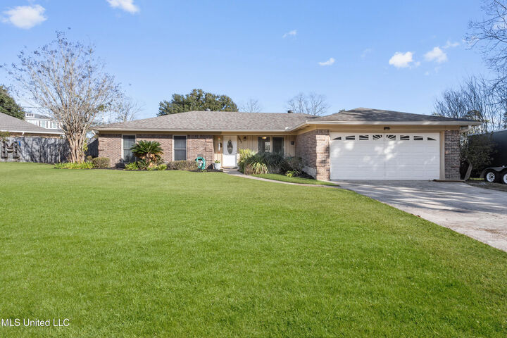 Property Photo: 2422 Regency Drive MS 39532