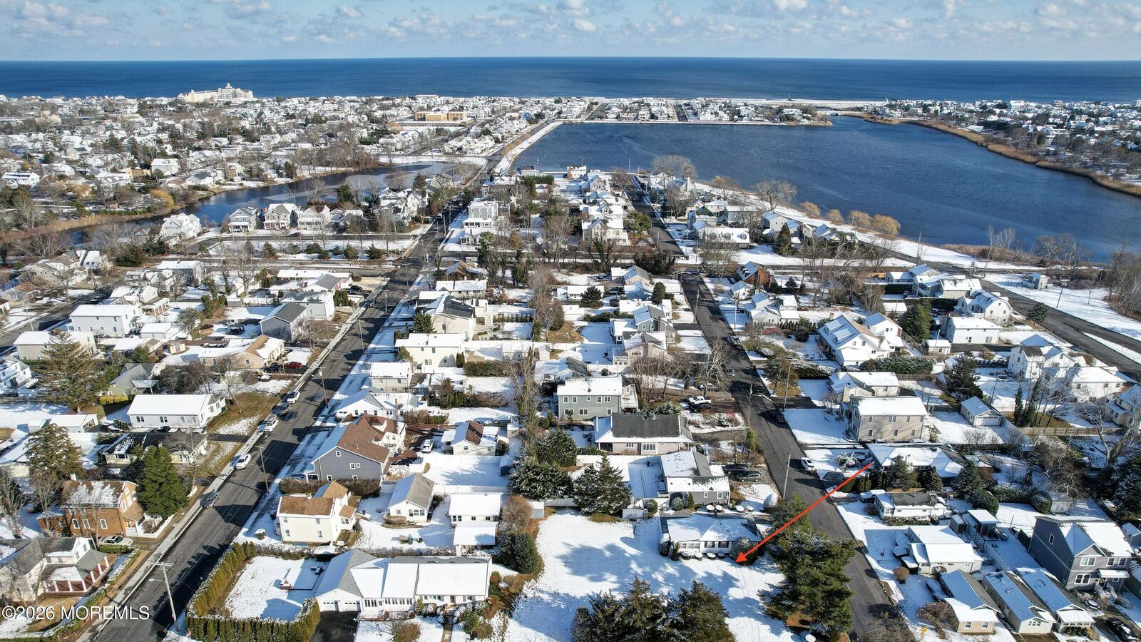 Property Photo:  574 Central Avenue  NJ 07762 