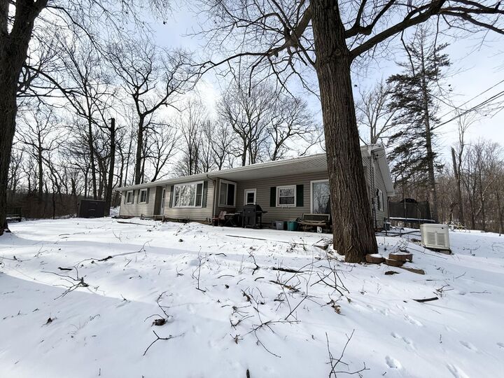 Property Photo:  201 Lake Hills Drive  MI 49237 