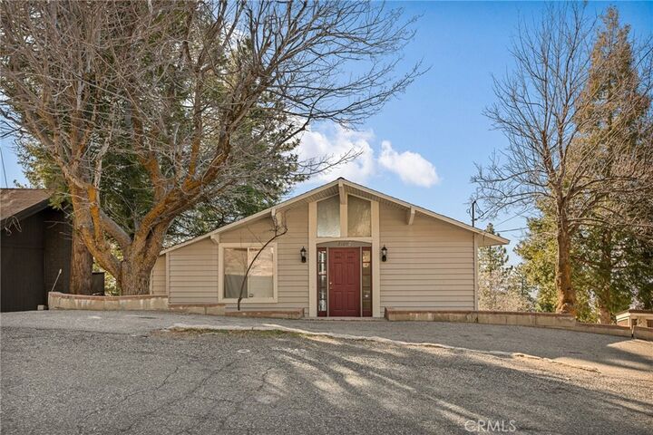 Property Photo:  31047 Summit  CA 92382 