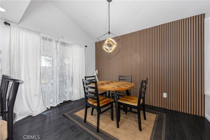 Property Photo:  3319 Maywood Drive 1  CA 93306 