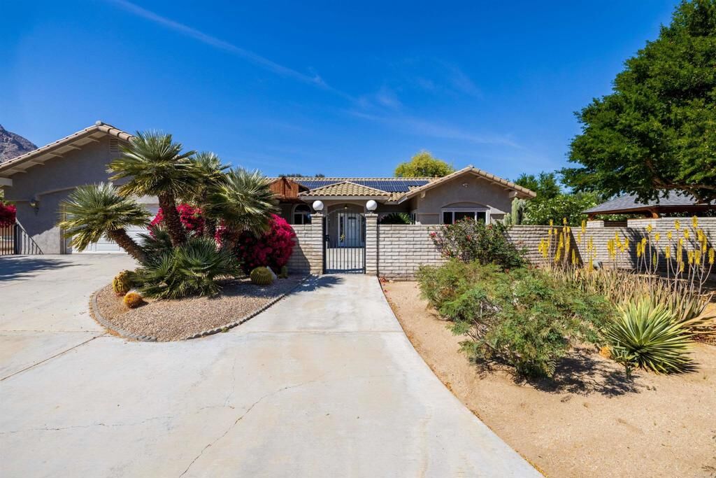 Property Photo:  1652 De Anza Drive  CA 92004 