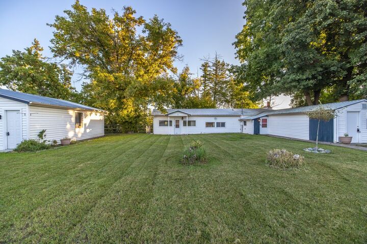 Property Photo: 1519 Woodland Avenue MT 59901