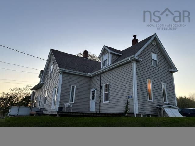 29 Buckley Simpson Drive — photo 1