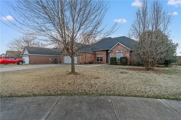 Property Photo:  2345 Tall Tree Lane  AR 72762 