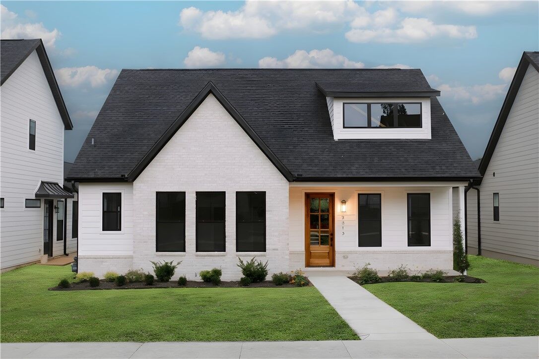 Property Photo:  2313 S 31st Street  AR 72758 