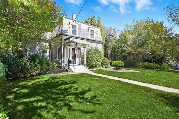 Property Photo: 139 Salem End Road MA 01702