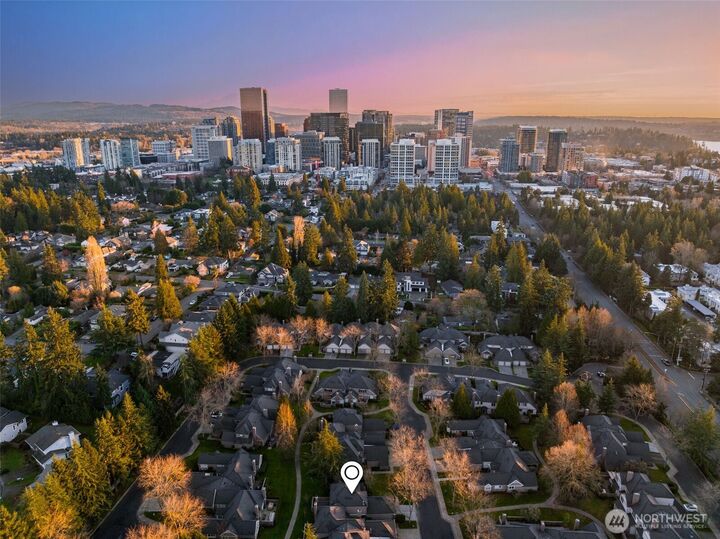 Property Photo:  1778  Bellevue Way NE  WA 98004 