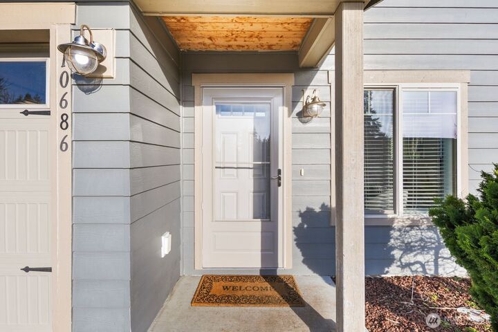 Property Photo: 10686 NE Dawson Way WA 98346