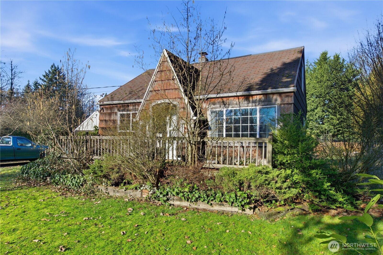 Property Photo:  503 E 91st Street  WA 98445 