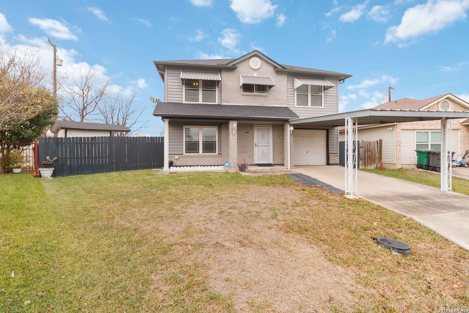 Property Photo:  423 Rosa Verde  TX 78207 