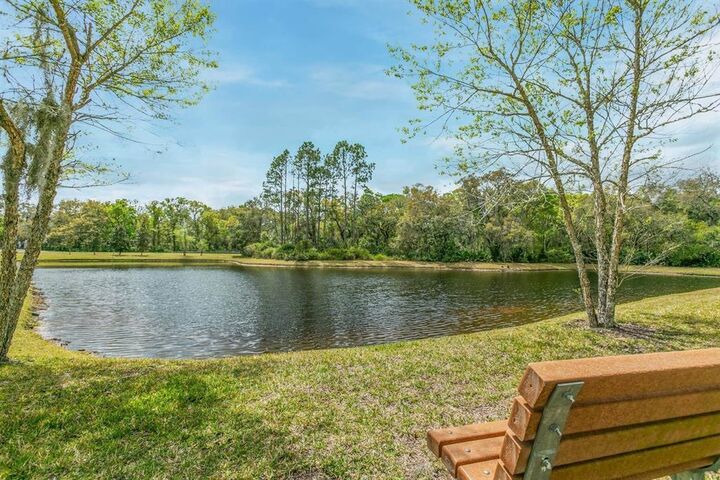 Property Photo: 121 Grand Ravine Dr FL 32086