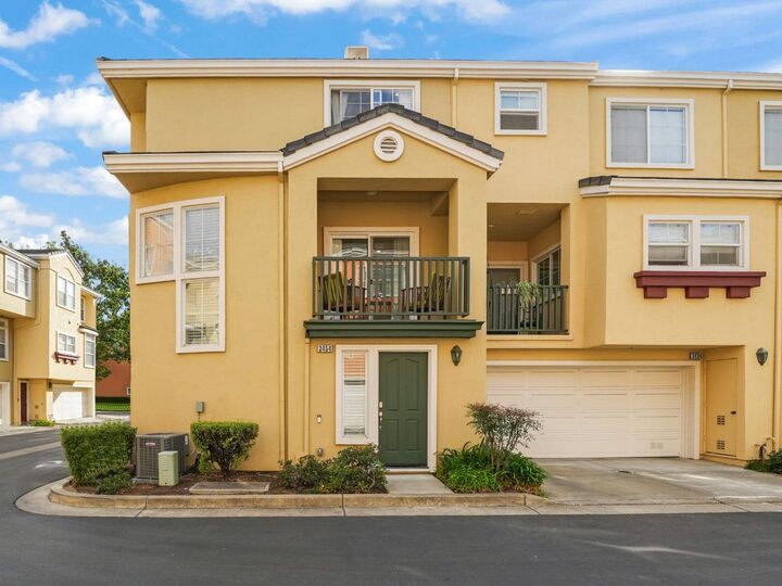 Property Photo:  3454 Dayton Common  CA 94538 