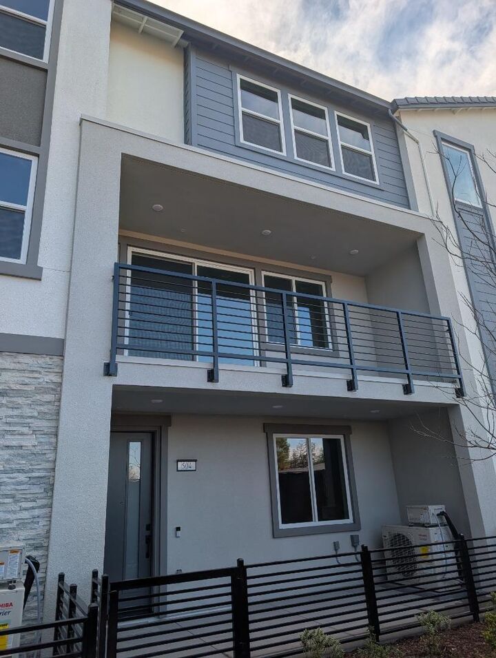 Property Photo:  291 Wagon Way 28-02 - Plan 6  CA 95008 