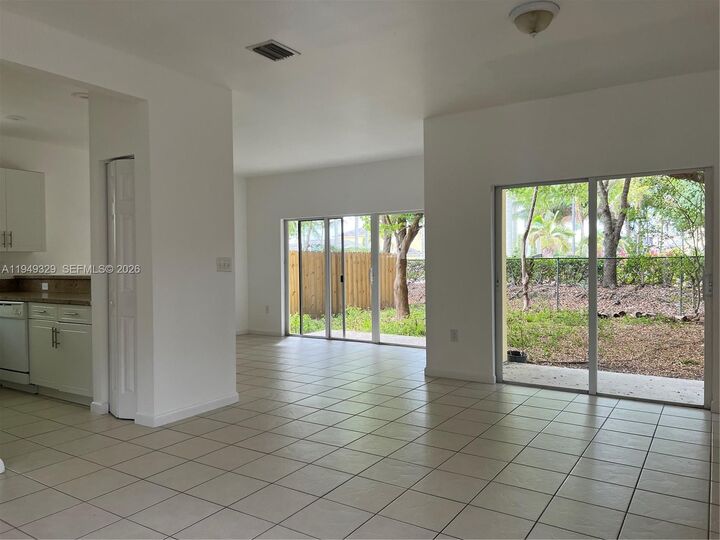 Property Photo:  3334 NE 3rd Dr  FL 33033 