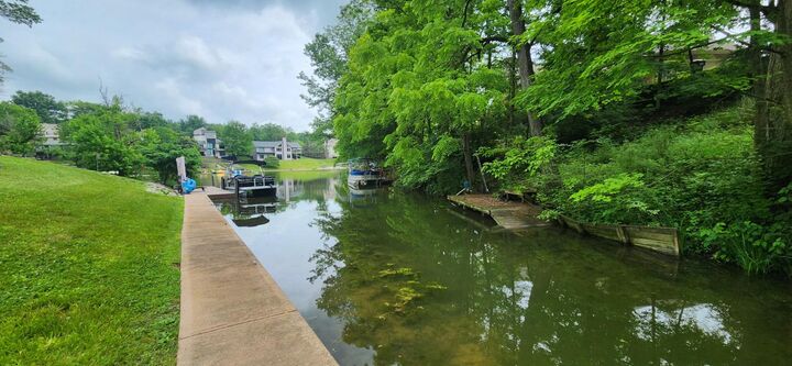 Property Photo: 1753 Cove Circle IN 47025