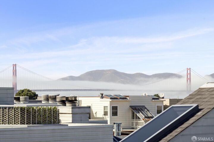 Property Photo:  1755 Filbert Street 1K  CA 94123 