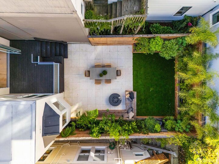 Property Photo: 2988 Washington Street CA 94115