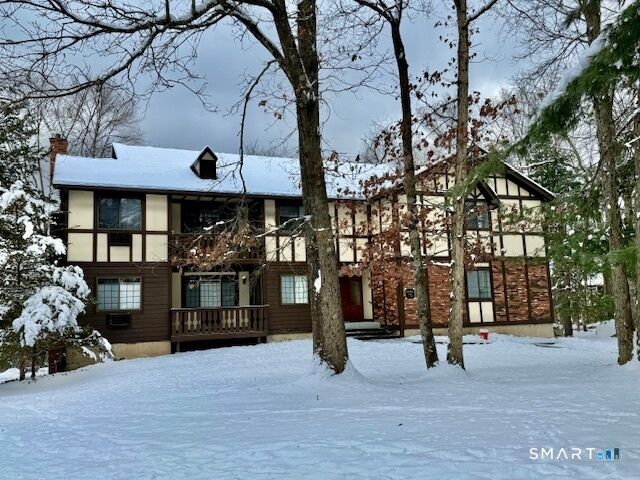 Property Photo:  4 Arlington Court 4  CT 06804 