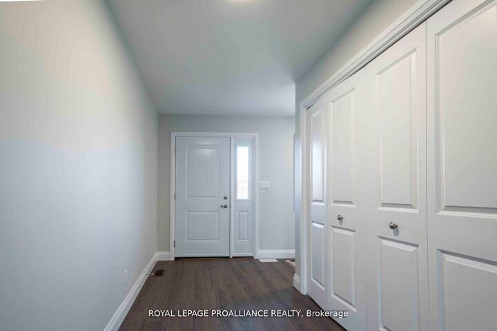 Property Photo: 42 Mackenzie John Crescent ON K0K 1H0