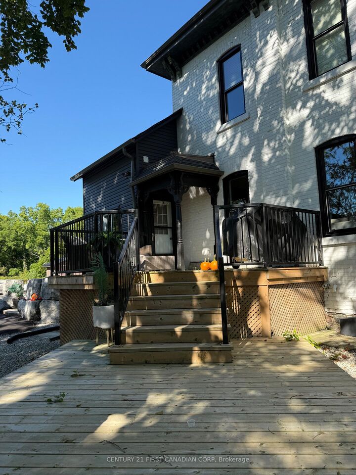 Photo de la propriété:  46254 New Sarum Line  ON N5P 3S7 